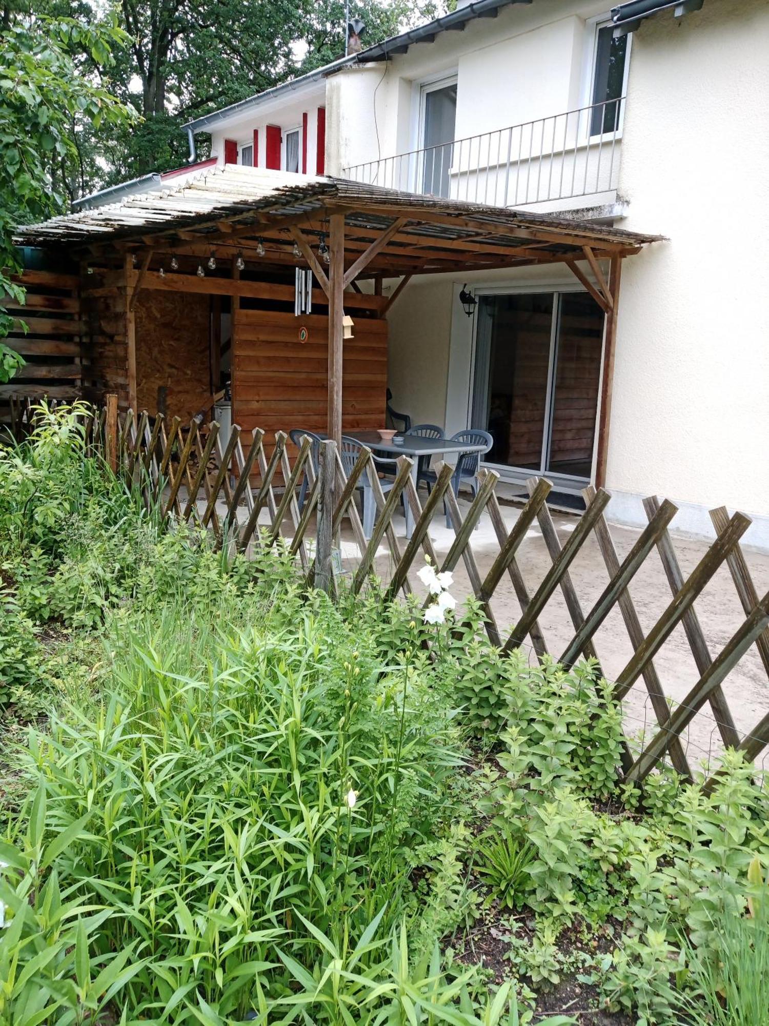 Maison Pres Des Bois Joué-lés-Tours Buitenkant foto